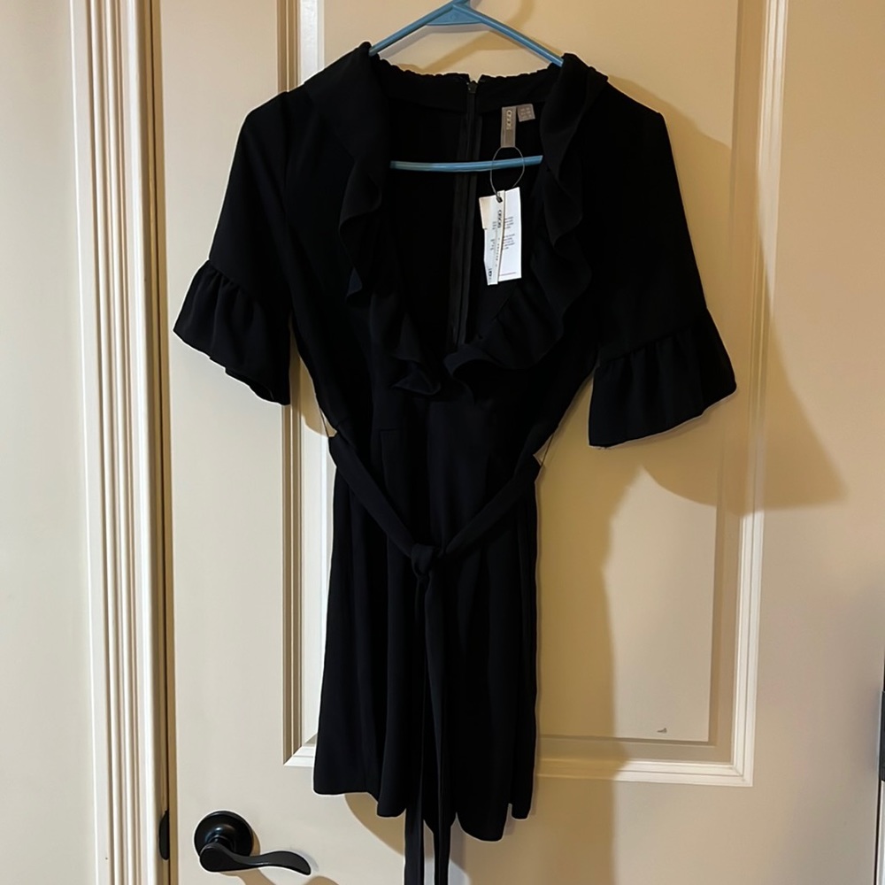 NWT ASOS romper. Size 6P
